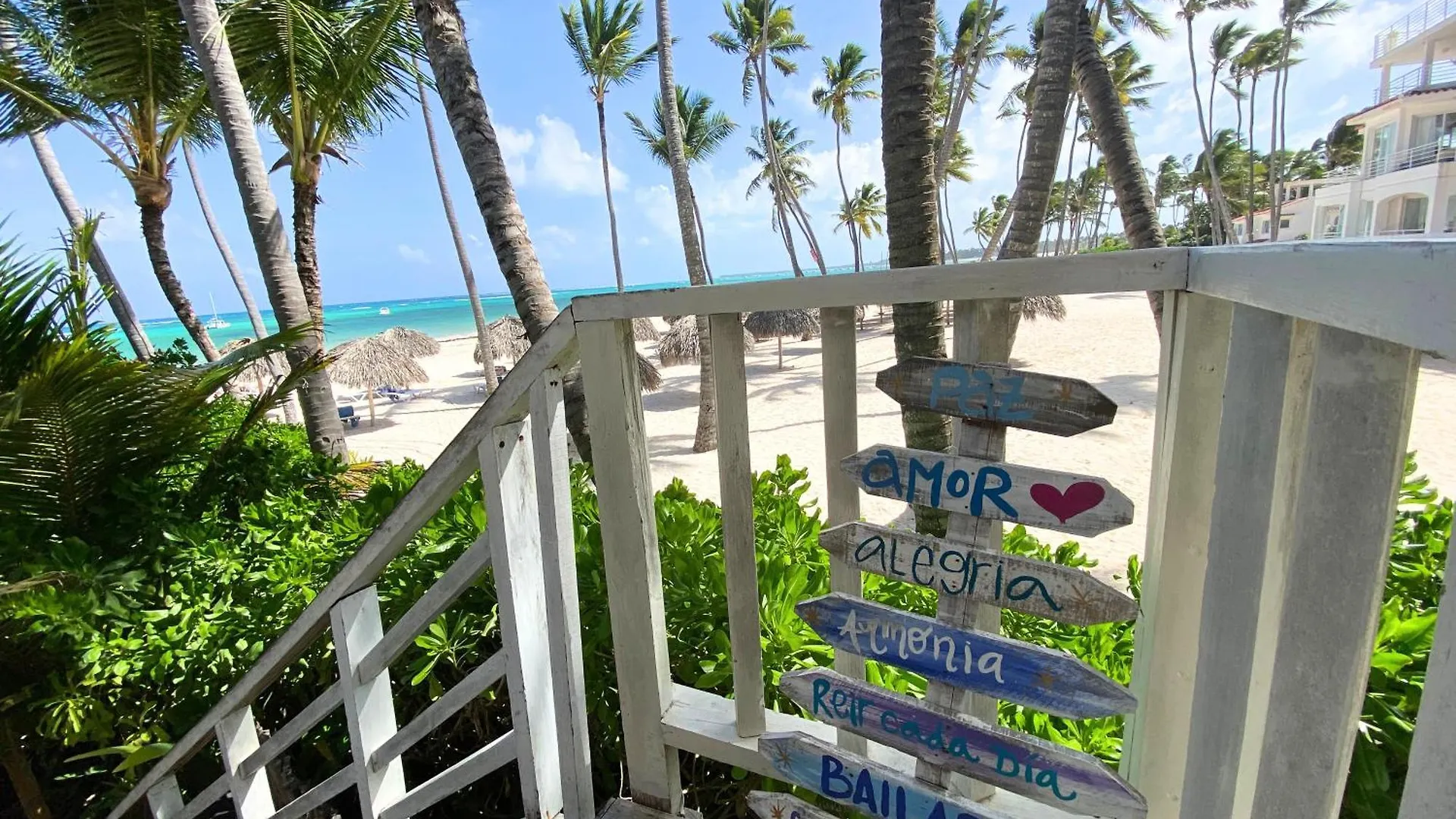 Hotel Caraibico Suites Rooftop Pool & Beach Club Punta Cana